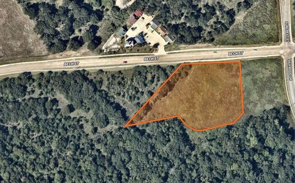 Development Lot | ± 3.26 Acres | Bryan, TX: Beck Street, Bryan, TX 77803